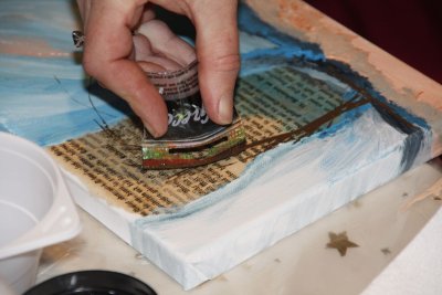 Ramona Hellmann beim Malen